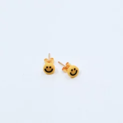 imruby Pepper smiley stud earrings