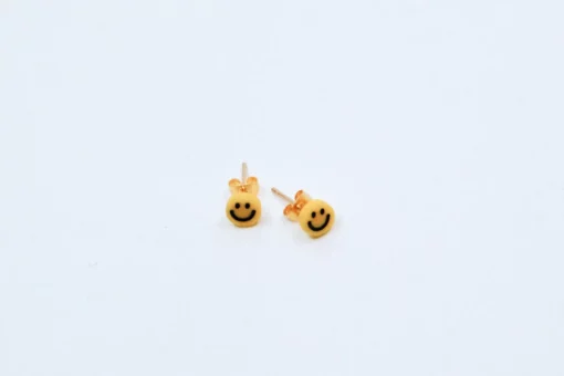 imruby Pepper smiley stud earrings