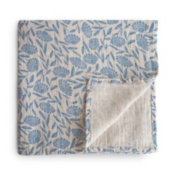 Mushie Swaddle Blue Flowers