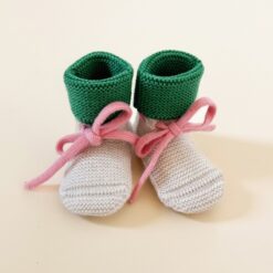 hvid booties cream grass