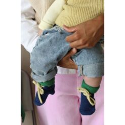 hvid booties cotton candy red