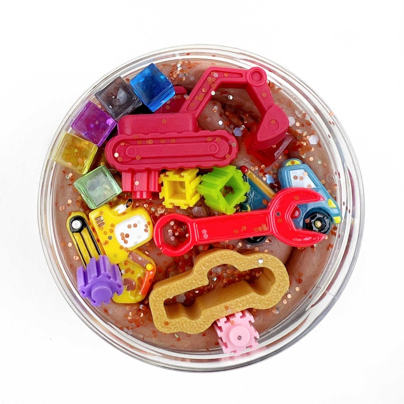 Invitation to imagine Construction surprise pot