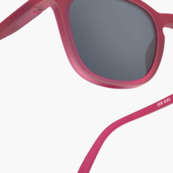 Alternative view of Izipizi zonnebril Child #e Cranberry (5-7 jaar)