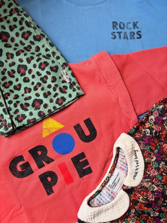 Yay! De nieuwe collectie van @piupiuchick shop je nu ook online! 🥳 En alles is weer veel te leuk leuk (we overdrijven niet!). 
Het thema is “I’m with the band” en dat is super tof doorgevoerd met teksten als “groupie”, “rockstar” en “music”. Maar ook geweldige jeans (met hartjes!!) en toffe luipaardprintjes. Neem snel een kijkje, want onze ervaring is dat je er met dit merk snel bij moet zijn 😊
Oja, en het taggen van de producten werkt even niet, dus we hebben een linkje in de stories gezet!
#piupiuchick #imwiththeband #nieuw #nieuwecollectie #flatlay #littledepartmentstore #littledepartmentstorerotterdam 
#kinderkleding #online #onlineshopping #kinderkledingwinkel #kleiwegkwartier #hillegersberg #hillegersbergzuid #rotterdam #kinderwinkel #kinderwinkelrotterdam
#kidsfashion #kidsstyling #shoplokaal #shoplokaalonline