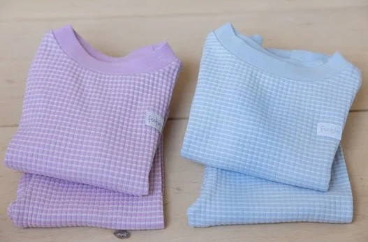 Yes! Er zijn 2 nieuwe kleuren van de wafel pyjama’s van @feetjebaby gelanceerd! Lila en babyblue. Lila ken je nog van de summer special van vorig jaar (en jullie bleven maar naar deze kleur vragen 😊) en babyblue was de kleur van de summer special van deze zomer (die de winkel uitvloog)! Nu zijn ze “here te stay” 🥳
 
Ps de laatste maatjes van vorige specials en premiums shop je nu met een leuke korting! 

#feetje #nieuw #nieuwecollectie #nieuwekleuren #wafelpyjama #feetjepyjama