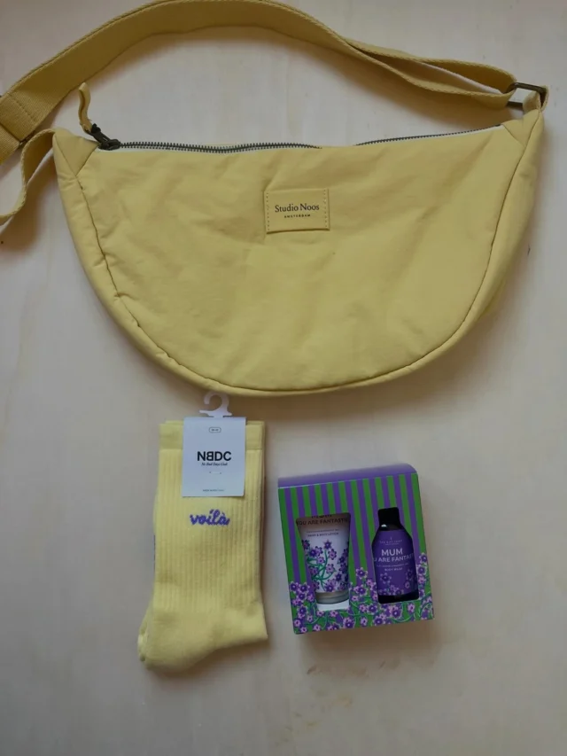 Een tas van Studio Noos is altijd een goed idee 💛
We doen even een klein rondje Moederdagtips 😊

#moederdag #littledepartmentstore #cadeautips #studionoos #thegiftlabel