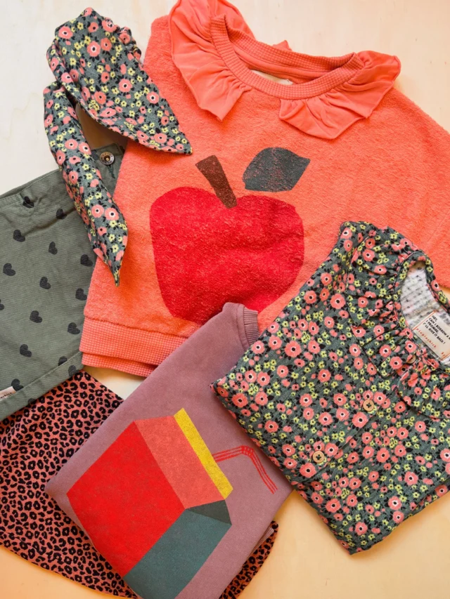 PIUPIUCHICK 🍎❤️
Al het moois hangt nu in onze winkel en vanaf woensdag 15 juli shop je het ook online. 🥳

#piupiuchick #nieuwecollecties #littledepartmentstore #duurzamekinderkleding #flatlayfriday